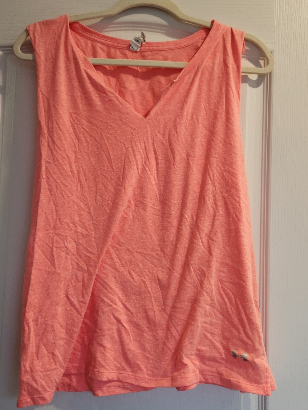 Under Armour Coral V-Neck Womens Sleeveless Tank Top XL Euc